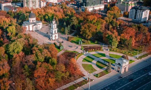 Paris - Chisinau